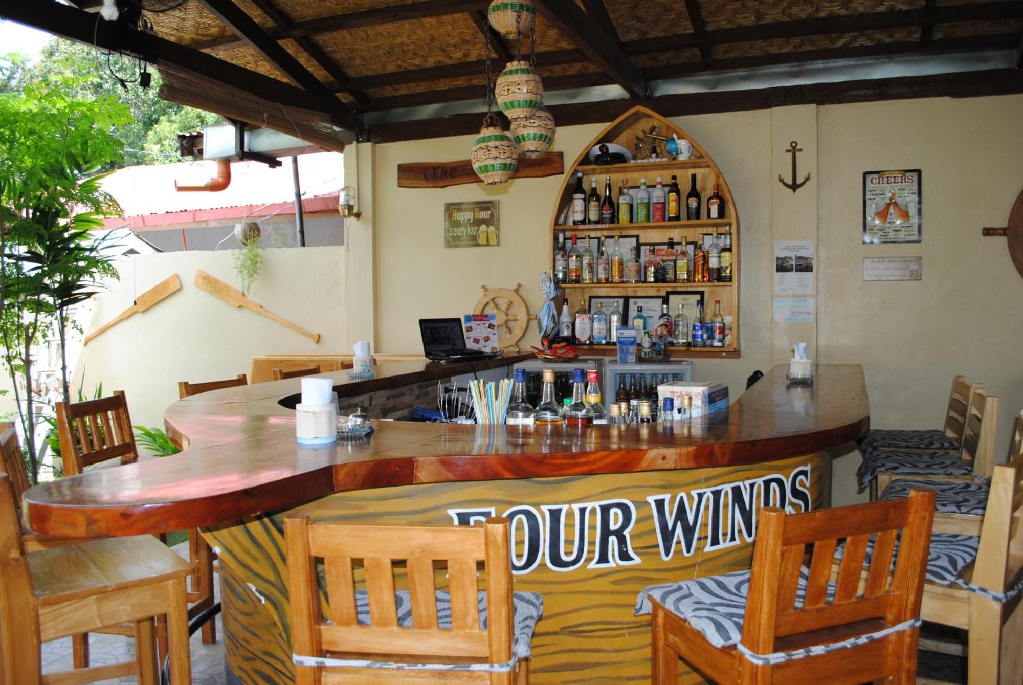 Captain'S Lodge And Bar Panglao Esterno foto