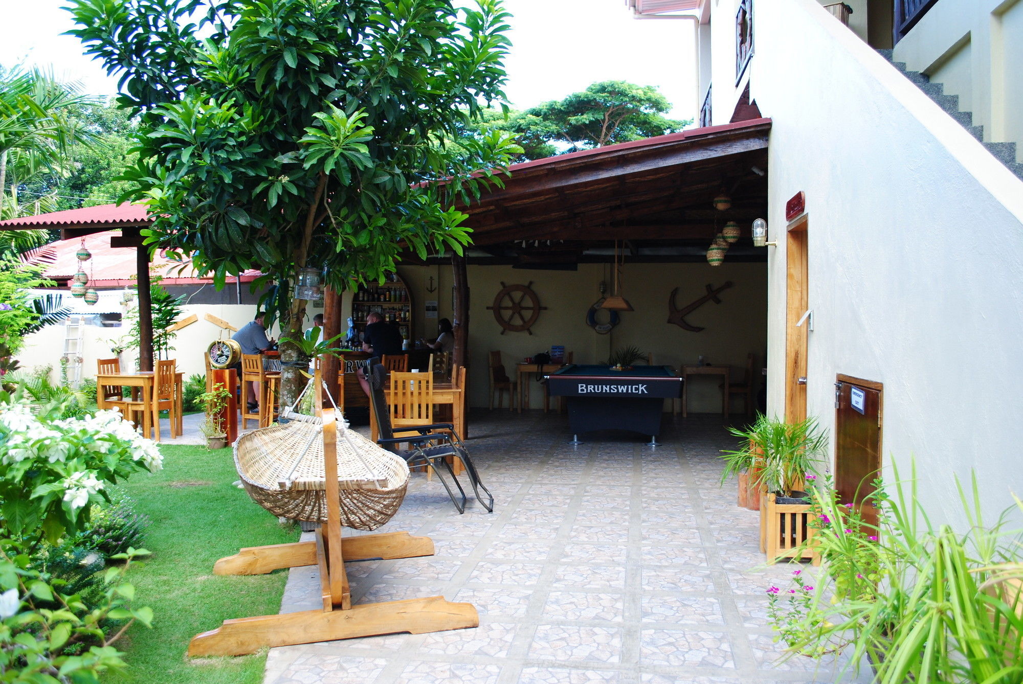 Captain'S Lodge And Bar Panglao Esterno foto